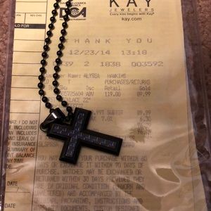 Men’s cross necklace never worn